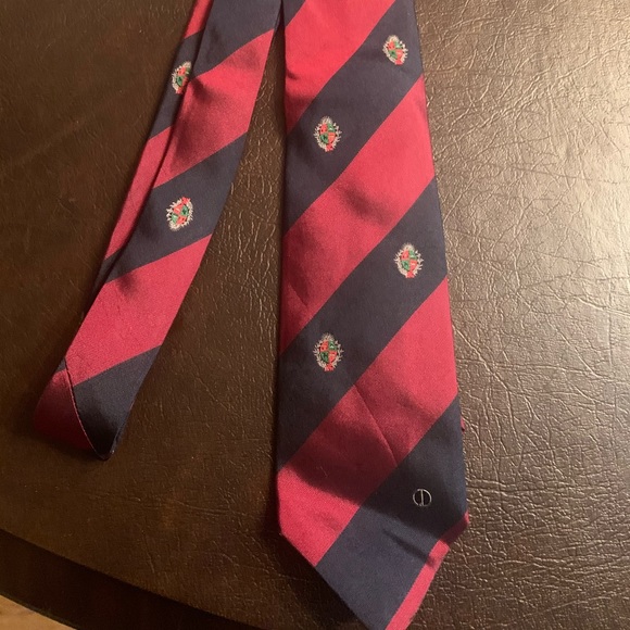 Dunhill Other - Dunhill red and navy blue tie